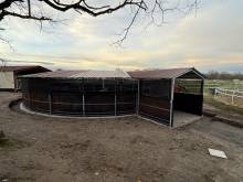 Notre zone d'activité pour ce service Fabrication sur-mesure de marcheur ovale mécanique pour chevaux de course avec arrêt d’urgence et toit rétractable démontable